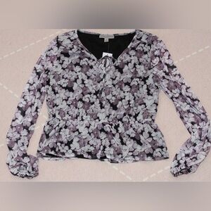 12 Thompson Women’s Floral Blouse Medium NWT Purple Spring Easter Shirt